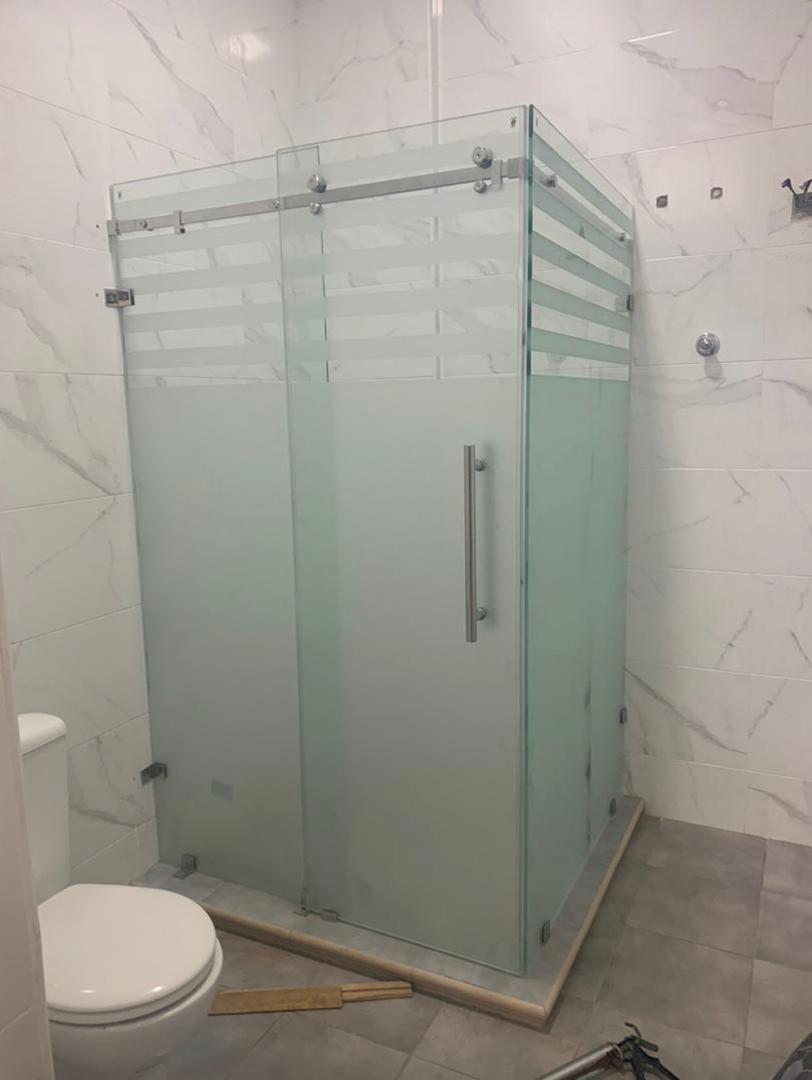 Framelss for washroom